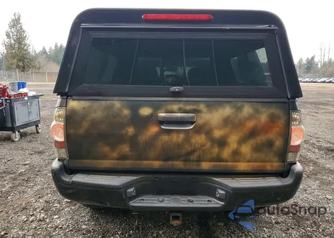 2010 Toyota Tacoma Double Cab Long Bed z USA, uszkodzony, nr VIN 3TMMU4FN7AM019563